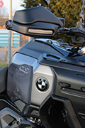 Hornig による BMW R1300GS Adventure オールブラックのコンバージョン